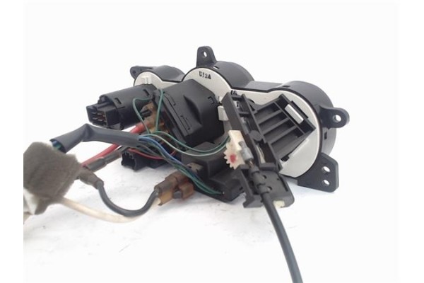 Recambio de mandos climatizador para hyundai coupe (j2) 1.6 16v referencia OEM IAM 9725027005  