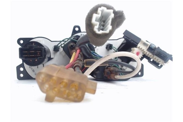 Recambio de mandos climatizador para hyundai coupe (j2) 1.6 16v referencia OEM IAM 9725027005  