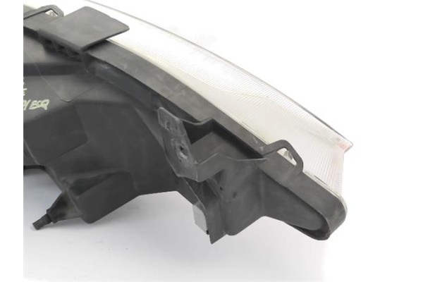 Recambio de faro delantero izquierdo para renault megane i (ba0/1_) 1.4 16v (ba0d, ba1h, ba0w, ba10) referencia OEM IAM 26060955