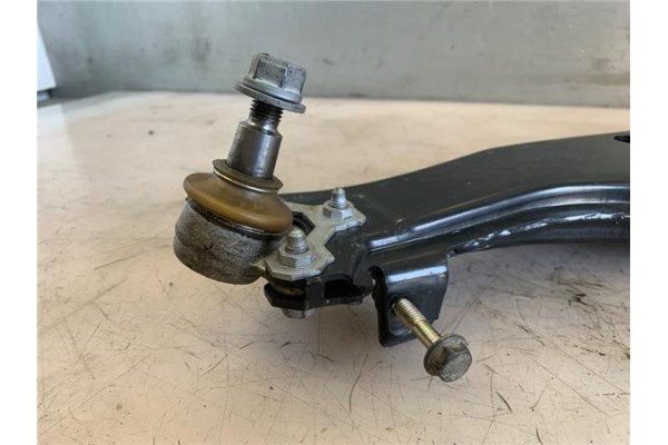 Recambio de brazo suspension delantero izquierdo para volkswagen golf iii (1h1) 2.0 referencia OEM IAM 1H0407151  