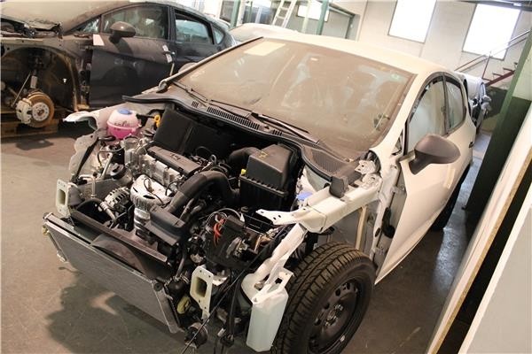 seat ibiza berlina (6j5) del año 2010