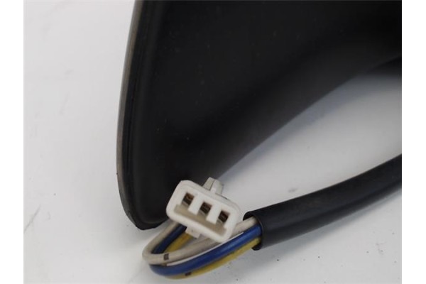 Recambio de retrovisor electrico izquierdo para ssangyong musso referencia OEM IAM   