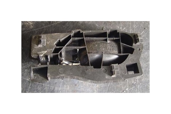 Recambio de manilla para citroen c4 berlina 2.0 hdi referencia OEM IAM   