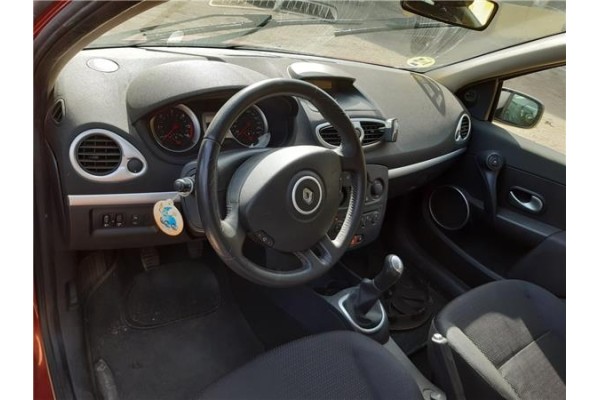 renault clio iii del año 2008