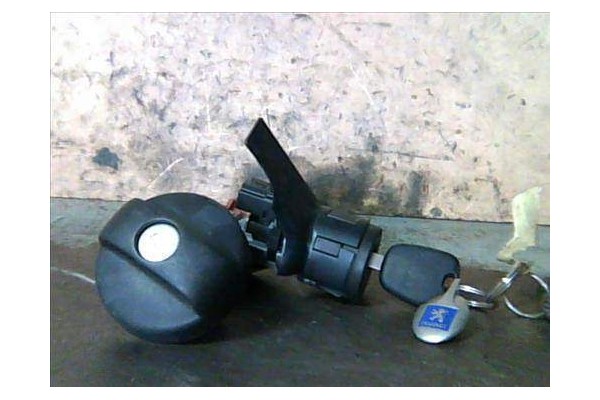 Recambio de llave para peugeot 207 (2006) 1.4 referencia OEM IAM   