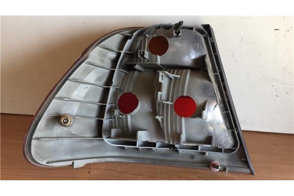 Recambio de piloto trasero derecho para bmw serie 3 berlina (e46)(1998) 1.8 316i [1,8 ltr. - 85 kw 16v] referencia OEM IAM 83649