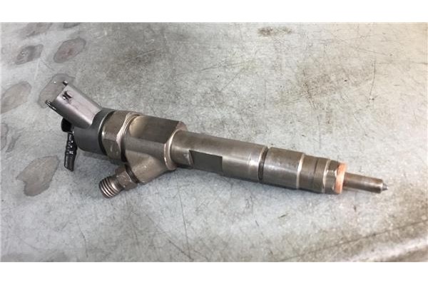 Recambio de inyector para renault scenic ii (jm) 1.9 dci (jm12, jm0g) referencia OEM IAM 8200100272  