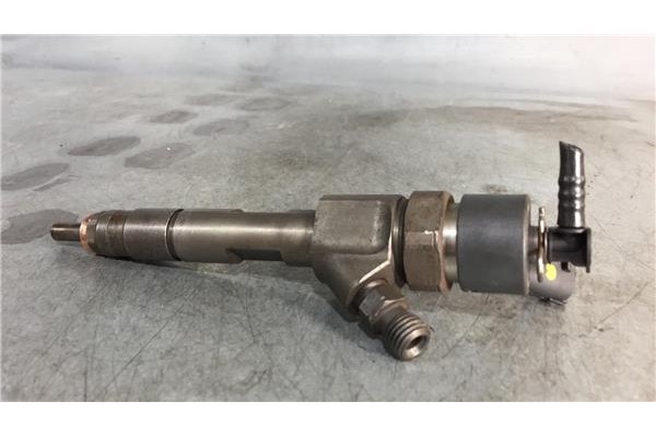 Recambio de inyector para renault scenic ii (jm) 1.9 dci (jm12, jm0g) referencia OEM IAM 8200100272  