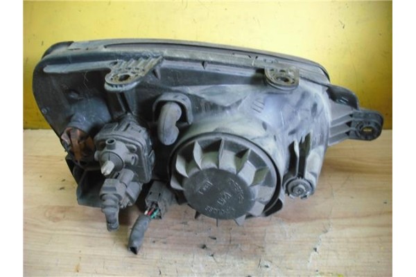 Recambio de faro delantero izquierdo para hyundai santa fe (sm) 2.0 gls crdi referencia OEM IAM 9210126220  