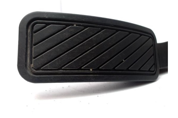 Recambio de pedal acelerador para ford fiesta vi 1.4 tdci referencia OEM IAM 8V219F936 6PV00951730 