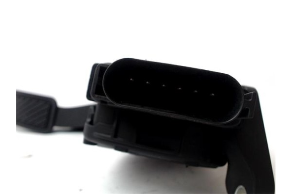 Recambio de pedal acelerador para ford fiesta vi 1.4 tdci referencia OEM IAM 8V219F936 6PV00951730 