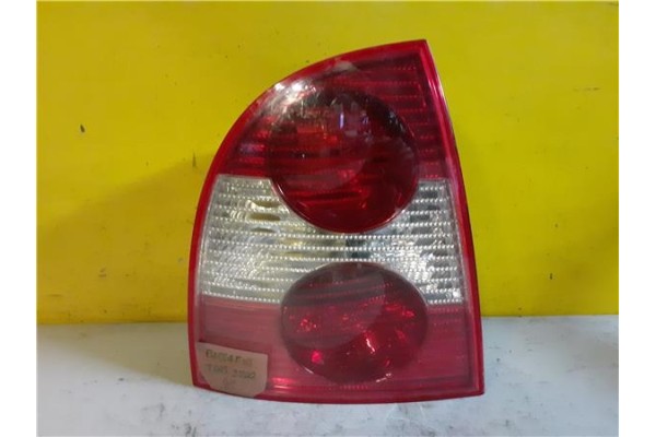 Recambio de piloto trasero izquierdo para volkswagen passat berlina (3b3) 1.9 edition referencia OEM IAM 3B5945095AE  