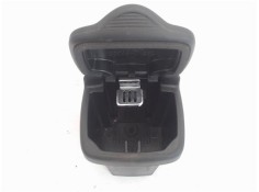 Recambio de cenicero para suzuki swift iii (sg) 1.3 referencia OEM IAM 8981286G00  