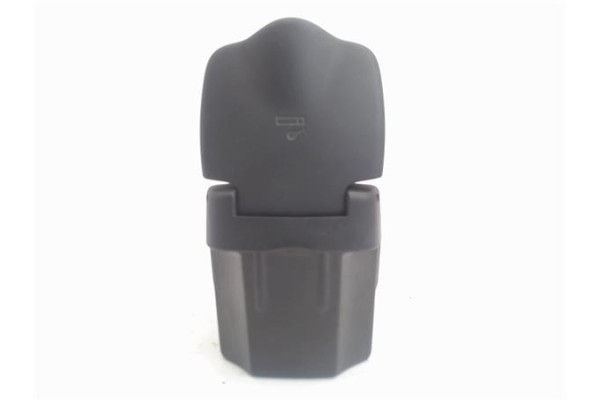 Recambio de cenicero para suzuki swift iii (sg) 1.3 referencia OEM IAM 8981286G00  