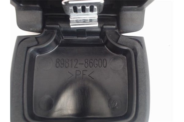 Recambio de cenicero para suzuki swift iii (sg) 1.3 referencia OEM IAM 8981286G00  