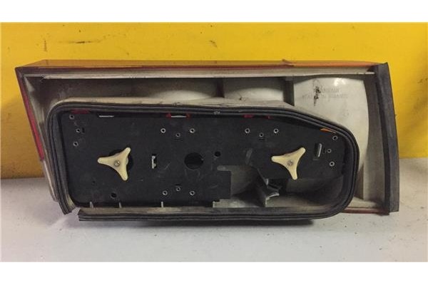 Recambio de piloto trasero izquierdo para peugeot 505 berlina (1979) 1.4 gl [1,4 ltr. - 55 kw] referencia OEM IAM   