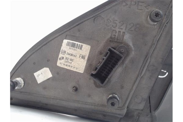 Recambio de retrovisor electrico derecho para opel corsa d referencia OEM IAM 24436145  