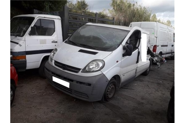 opel vivaro (2001) del año 