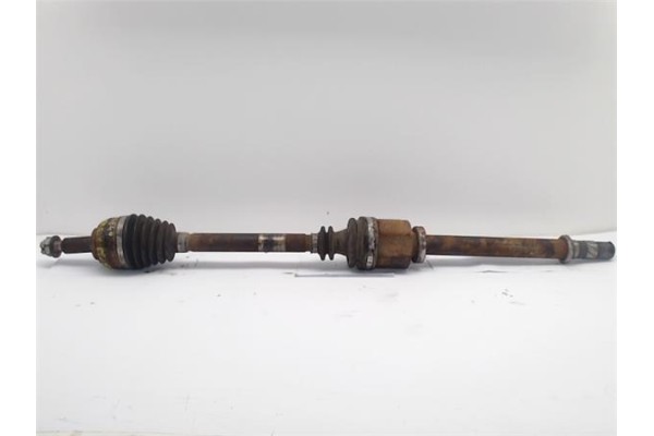 Recambio de palier delantero derecho para renault scenic ii (jm) 1.9 dci referencia OEM IAM   