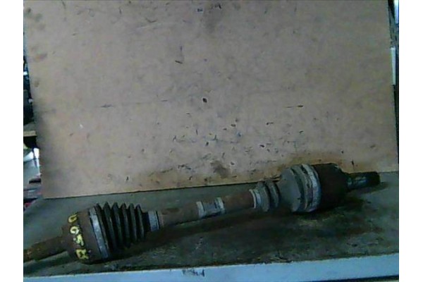 Recambio de palier delantero izquierdo para renault scenic ii (jm) 1.9 dci referencia OEM IAM   