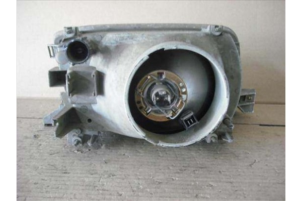 Recambio de faro delantero izquierdo para renault r 19 berl. con portón (b/c53) referencia OEM IAM 7700786605  