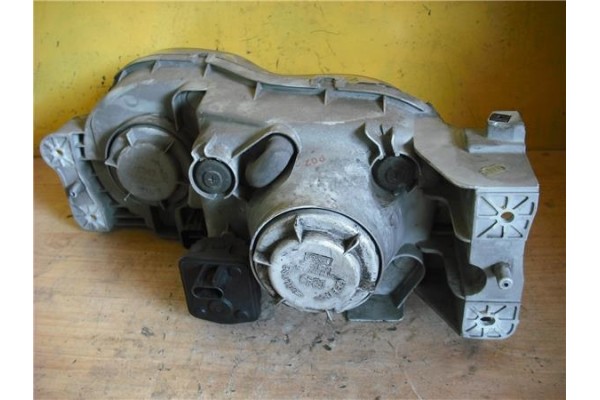 Recambio de faro delantero dcho para hyundai coupe (j2) 2.0 16v referencia OEM IAM 9210427510  