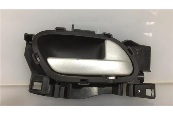 Recambio de manilla int. puerta trasero derecha para peugeot 207 1.4 16v referencia OEM IAM 96802455VV  
