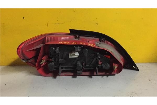 Recambio de piloto trasero derecho para peugeot 406 berlina (s1/s2) 2.2 sr pack [2,2 ltr. - 116 kw] referencia OEM IAM 964465257