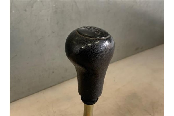 Recambio de conjunto palanca cambio velocidad para volkswagen golf iii (1h1) 2.0 referencia OEM IAM 6N0711061B  