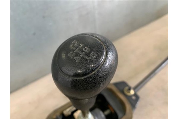 Recambio de conjunto palanca cambio velocidad para volkswagen golf iii (1h1) 2.0 referencia OEM IAM 6N0711061B  