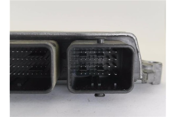 Recambio de centralita para dacia sandero i 1.6 ambiance referencia OEM IAM 237101430R S180105122A 