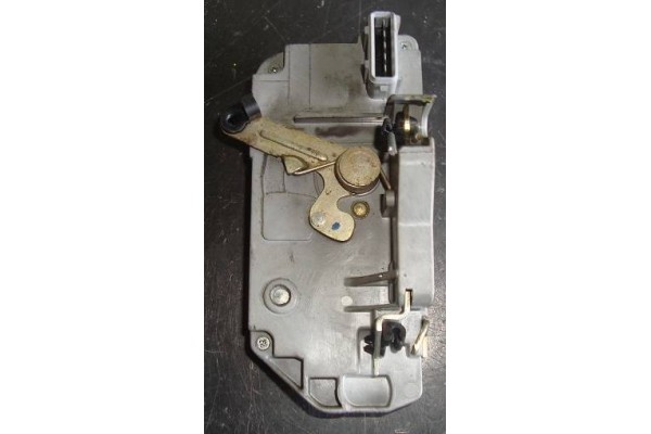 Recambio de cierre electromagnetico trasero derecho para peugeot 406 berlina (s1/s2) 2.0 16v referencia OEM IAM 913870  