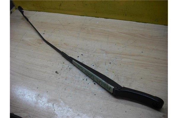 Recambio de brazo limpiaparabrisas delantero derecho para seat ateca (kh7) 2.0 style 4drive referencia OEM IAM 576955410A Recambio de brazo limpiaparabrisas delantero derecho para seat ateca (kh7) 2.0 style 4drive referencia OEM IAM 576955410A