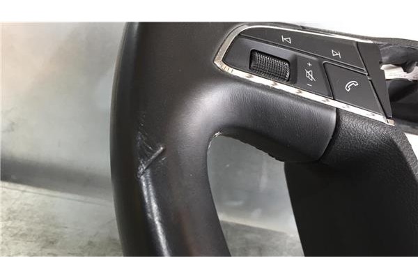 Recambio de volante para seat ateca (kh7) 2.0 style 4drive referencia OEM IAM 575419091  