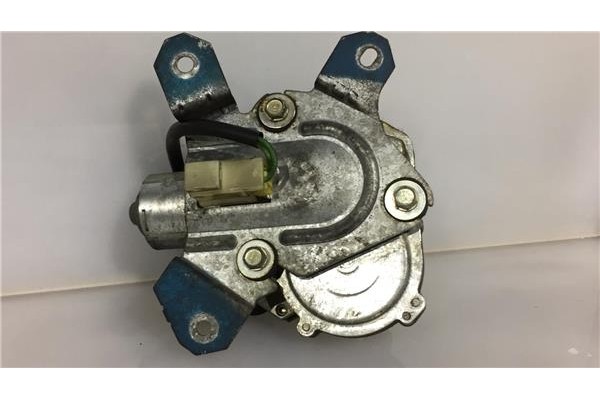 Recambio de motor limpiaparabrisas trasero para nissan terrano/terrano ii (r20)(1993) 2.4 4wd referencia OEM IAM   