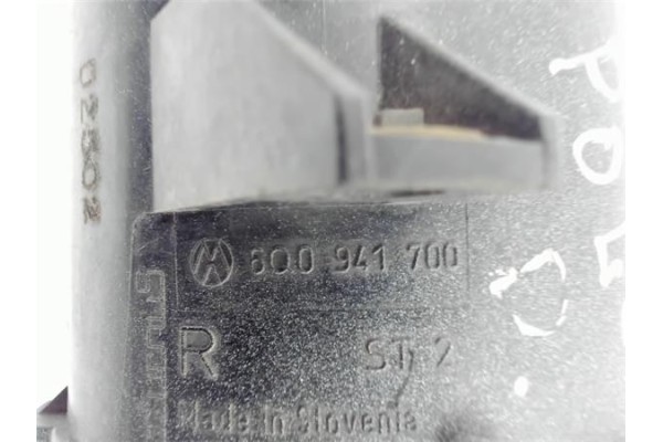 Recambio de faro antiniebla derecho para volkswagen polo iv (9n1) referencia OEM IAM 6Q0941700  6Q0941700C , AUDI | 7H0941700C ,