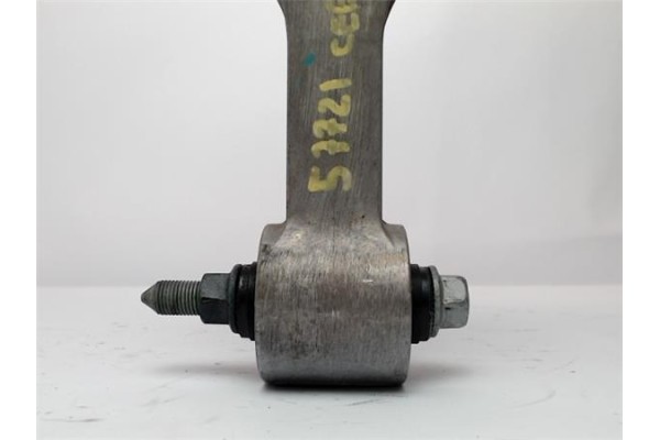 Recambio de soporte motor para kia ceed (jd) 1.0 drive referencia OEM IAM 21962J7000 21959G4000 