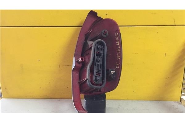 Recambio de piloto trasero izquierdo para peugeot 306 break (1979) 1.6 boulebard [1,6 ltr. - 65 kw] referencia OEM IAM   