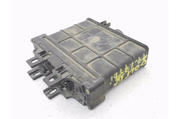 Recambio de centralita para volkswagen golf iv berlina (1j1) 1.9 tdi referencia OEM IAM 01M927733HQ 5DG00792315 