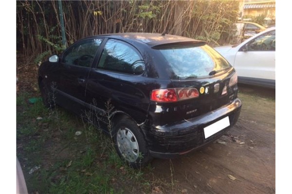 seat ibiza (6l1) del año 2003