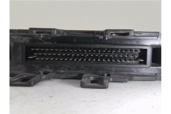 Recambio de centralita para volkswagen golf iv berlina (1j1) 1.9 tdi referencia OEM IAM 01M927733HQ 5DG00792315 