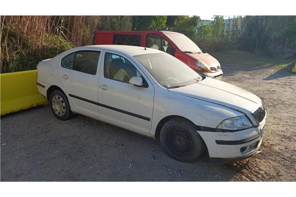 skoda octavia berlina (1z3) del año 2005