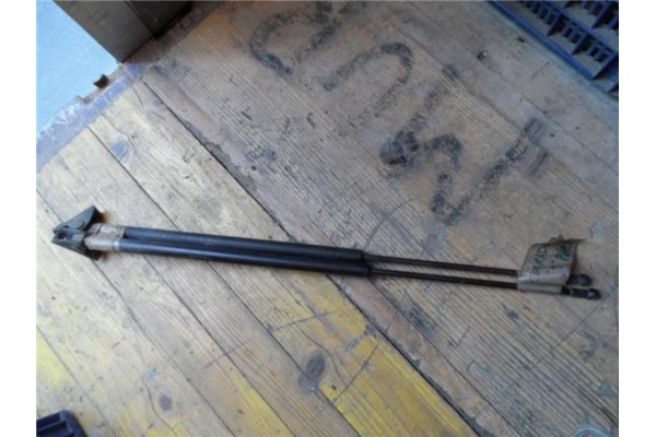 Recambio de amortiguador porton para volkswagen corrado (509) referencia OEM IAM    Recambio de amortiguador porton para volkswagen corrado (509) referencia OEM IAM