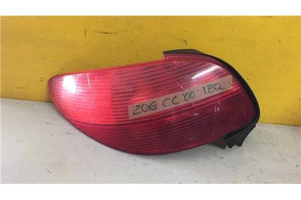 Recambio de piloto trasero izquierdo para peugeot 206 cc (2001) 1.6 16v referencia OEM IAM E27203  