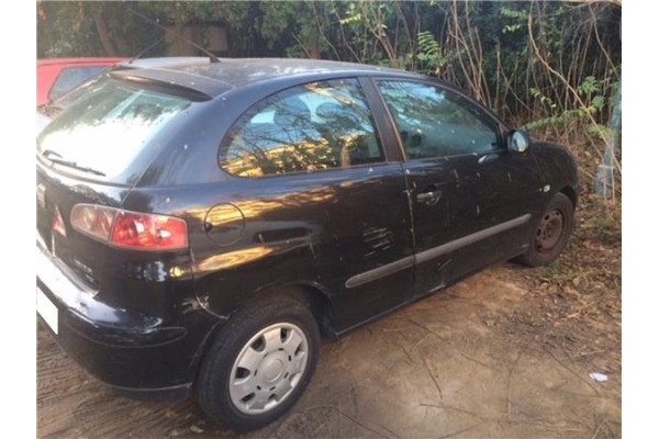 seat ibiza (6l1) del año 2003