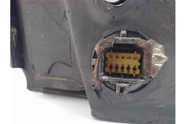 Recambio de retrovisor electrico izquierdo para renault megane ii berlina 5p referencia OEM IAM 12353060  