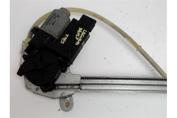 Recambio de mecanismo elevalunas trasero izquierdo para renault laguna ii grandtour (kg0) 1.9 dci (kg0g) referencia OEM IAM 8200