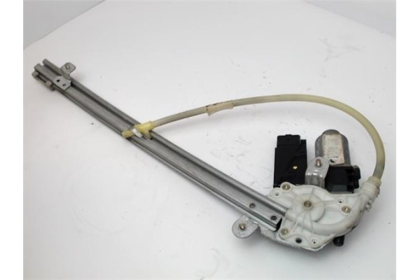 Recambio de mecanismo elevalunas trasero izquierdo para renault laguna ii grandtour (kg0) 1.9 dci (kg0g) referencia OEM IAM 8200
