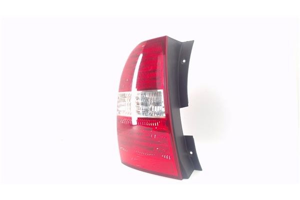 Recambio de piloto trasero izquierdo para kia sportage (km) 2.0 crdi referencia OEM IAM 924011F011  