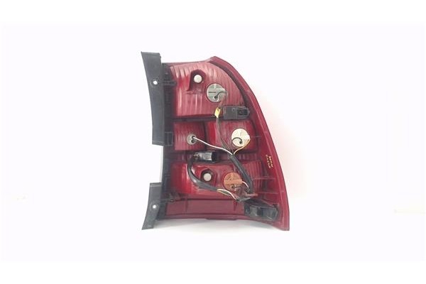 Recambio de piloto trasero izquierdo para kia sportage (km) 2.0 crdi referencia OEM IAM 924011F011  